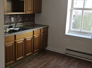 644 2nd Ave APT 3, Troy, NY 12182