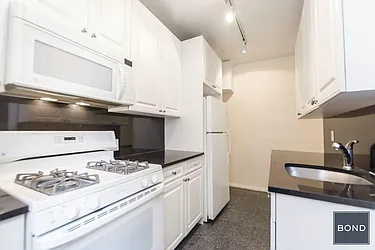 Rented by Bond New York