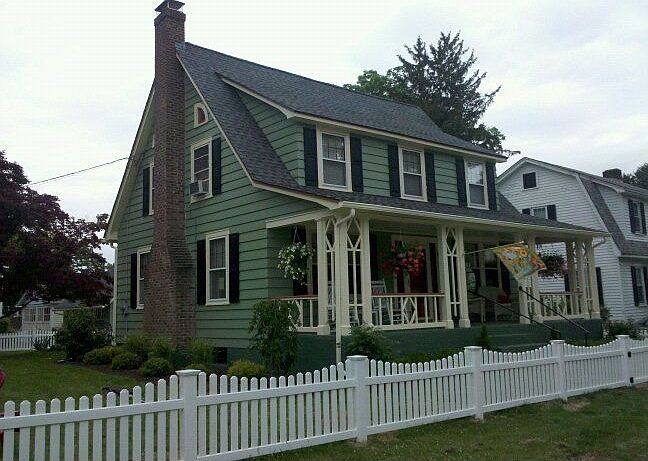 1st image of 30 Pine St