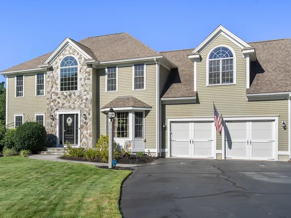 407 Shining Rock Dr, Northbridge, MA 01534