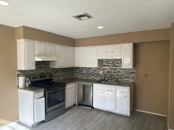 12831 High Star Dr, Houston, TX 77072