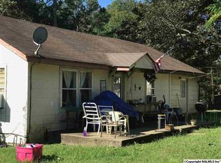 1017 W Main St, Centre, AL 35960