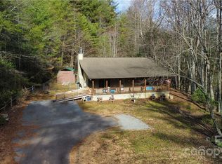 192 Dunks End Rd, Brevard, NC 28712