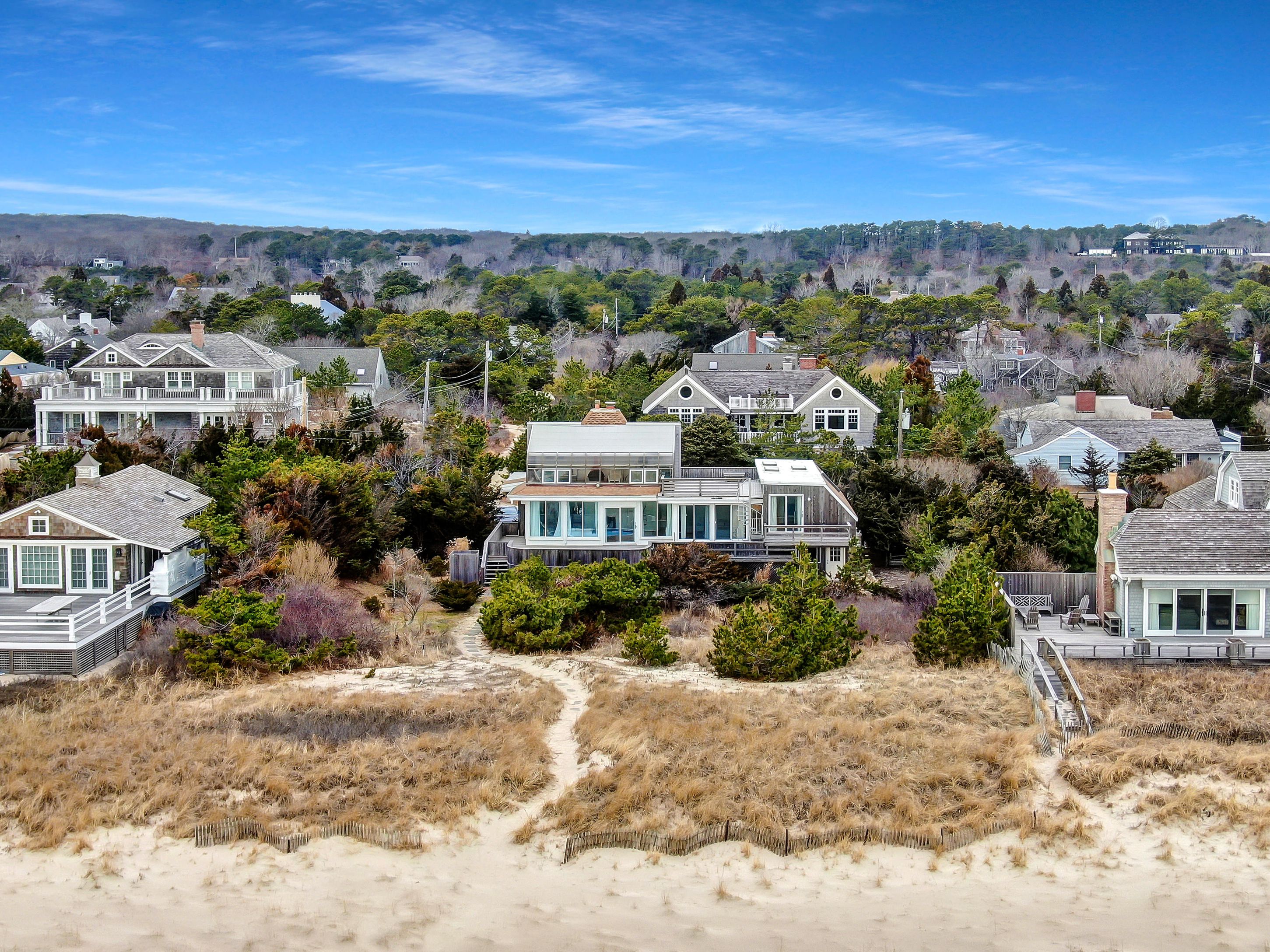 129 Marine Blvd in Amagansett Out East