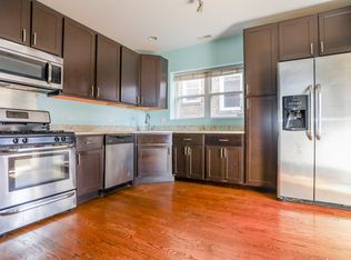 2043 W Arthur Ave #2W, Chicago, IL 60645