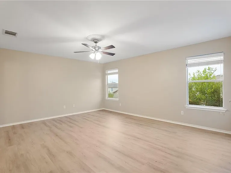 299 Brandons Way — Photo 16