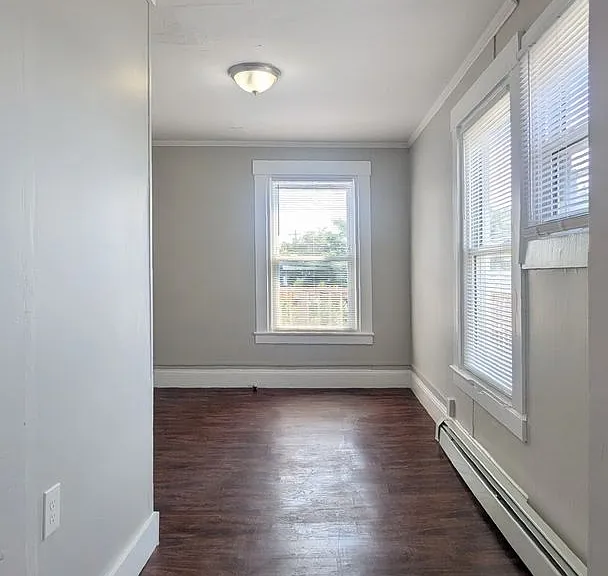 14 Cedar St — Photo 15