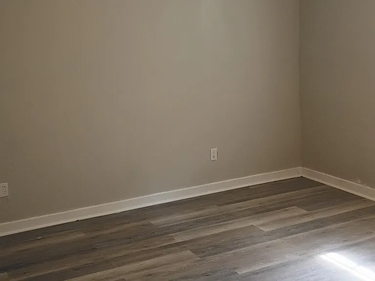2457 Brevard Dr — Photo 22
