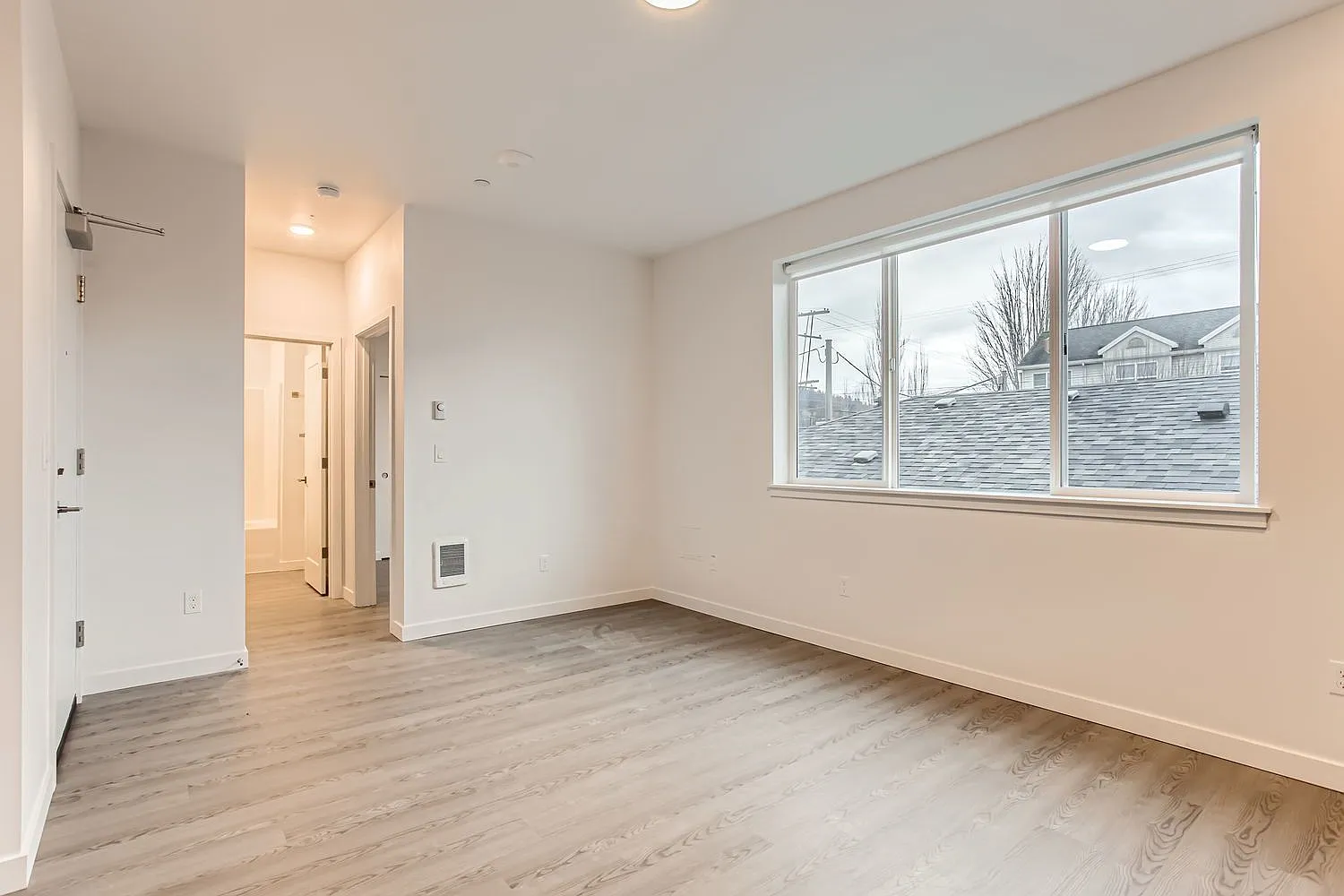 1 bed, 1.0 bath, 487 sqft, $1,339 — Photo 4