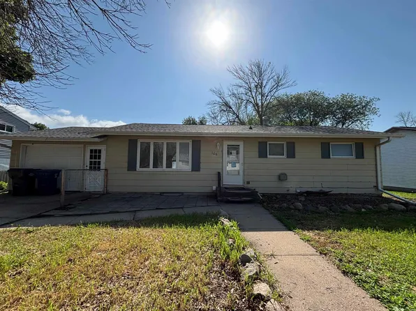 106 N Lincoln St, Everly, IA 51338
