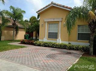 16618 SW 99th Ln, Miami, FL 33196