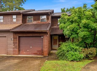 104 Stonewood Dr, Huntington, WV 25705