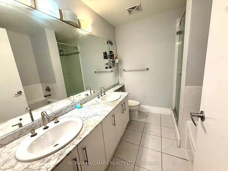 16 Yonge St #3803 — Photo 23