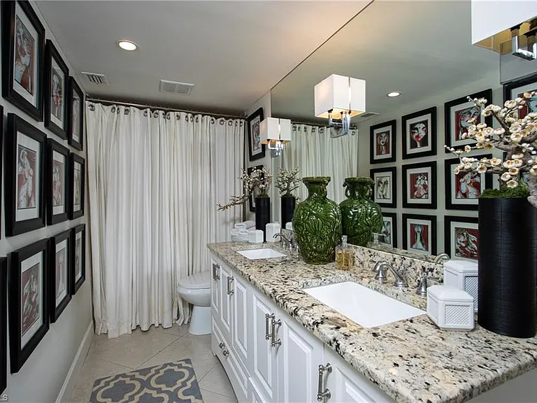 4200 Belair Ln #113 — Photo 9