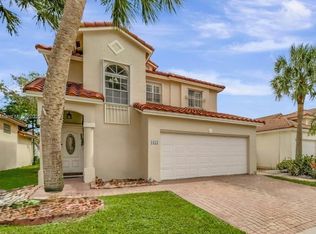 Hollywood Lakes Country C, Pembroke Pines, FL 33027