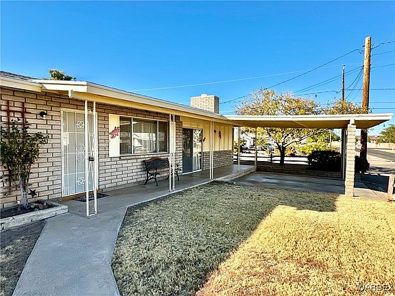 3rd image of 590 E Beverly Avenue