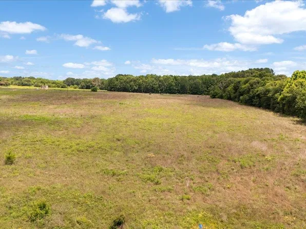 3664 W Fm 13, Henderson, TX 75654