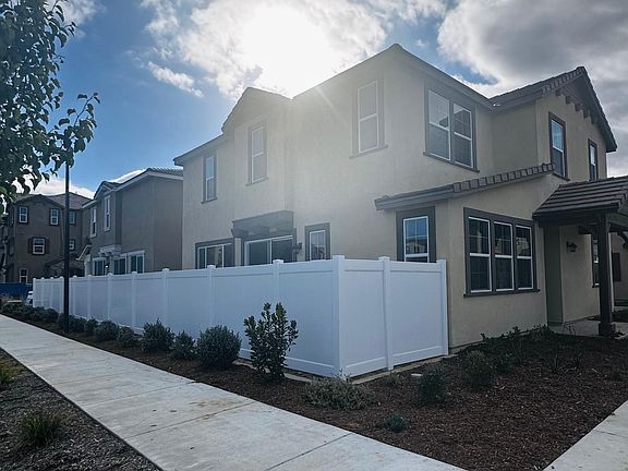 4th image of 40424 Melrose Dr