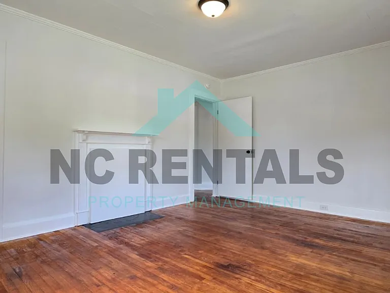 1318 Front St — Photo 4