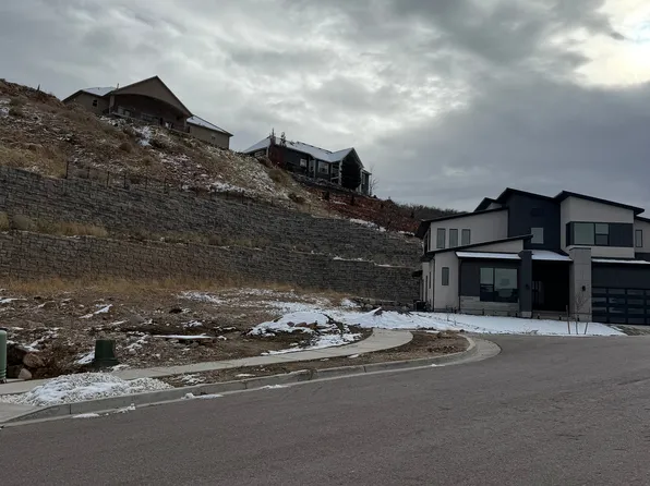 951 S Winter Ln, North Salt Lake, UT 84054