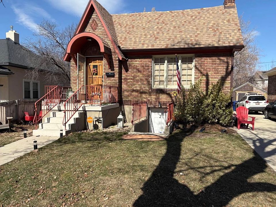 1st image of 1033 E Logan Ave #2