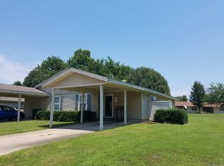 1202 N Willow Dr #B, Claremore, OK 74017