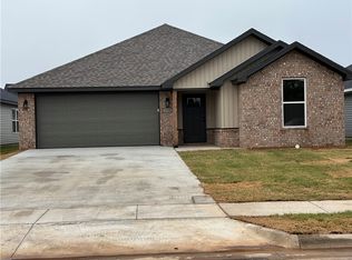 1724 Gerald Shay Rd, Gentry, AR 72734