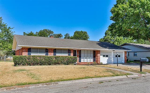 1st image of 311 Willow Way