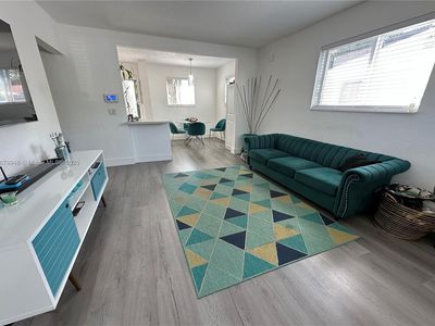 1594 NE 152nd Ter, North Miami Beach, FL, 33162