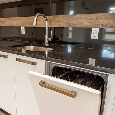 Rented by Nooklyn NYC LLC | media 7