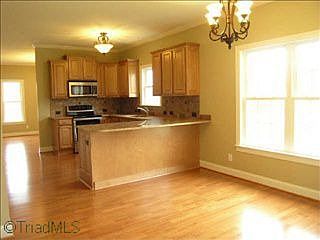 2nd image of 207 Brookstone Dr