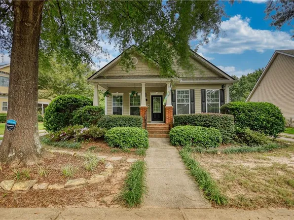 35 Orchard Dr, Covington, GA 30014