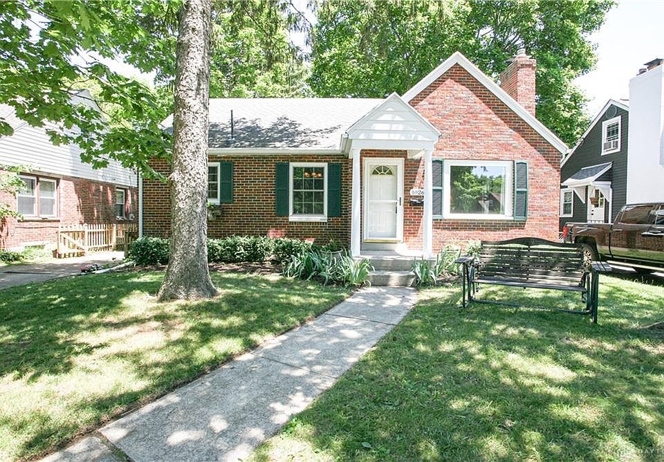 1st image of 1026 Acorn Dr