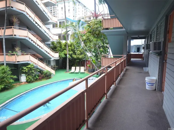 417 Nohonani St APT 212, Honolulu, HI 96815