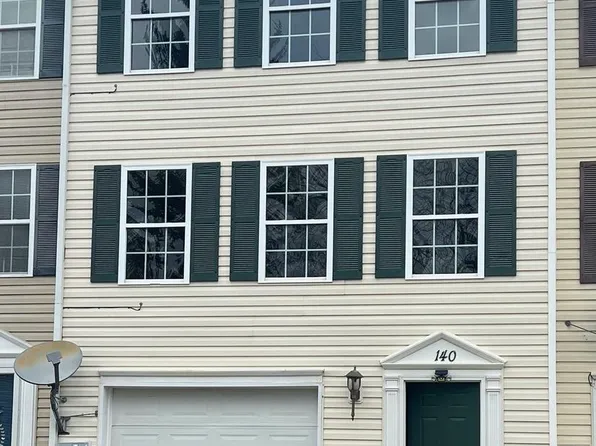 140 Topaz, Bunker Hill, WV 25413