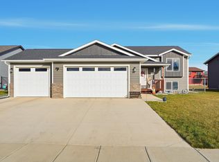 3682 Remington Rd, Rapid City, SD 57703