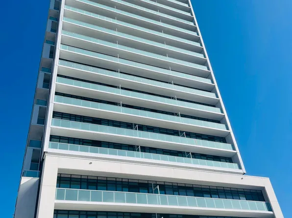188 Fairview Mall Dr, Toronto, ON