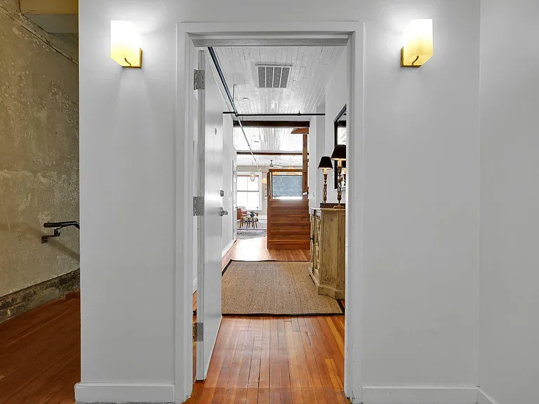 301 W Broughton St #4A — Photo 19