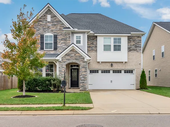 411 Larkspur Ln, Murfreesboro, TN 37128