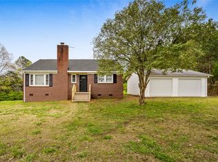 600 Sarah Simpson Rd, Iva, SC 29655