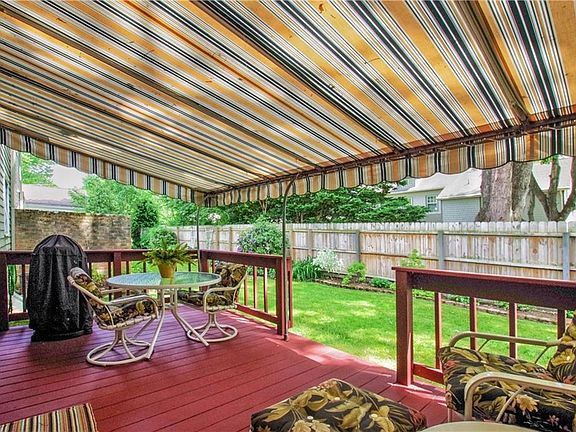 5th image of 8 Packard Garden Ct #8