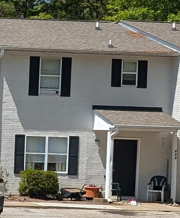 3 bed, 2.5 bath, 1150 sqft, $1,250 — Photo 1