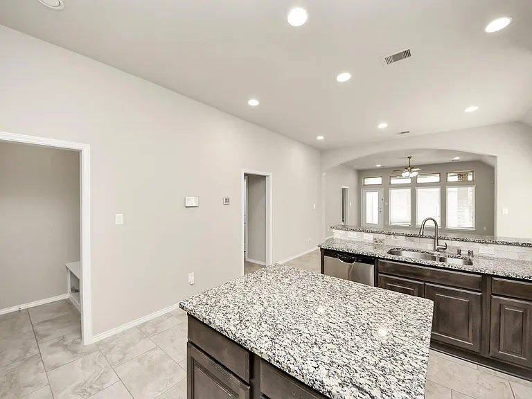 23918 Via Viale Dr — Photo 7