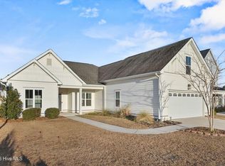 296 Aurora Place, Hampstead, NC 28443