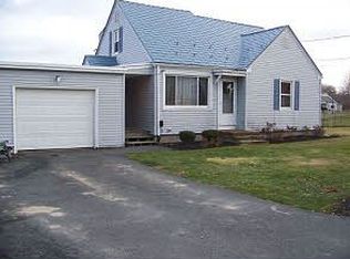 1 Judith Ct, Middletown, RI 02842