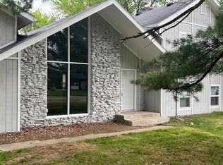 1832 W 65th Pl, Indianapolis, IN