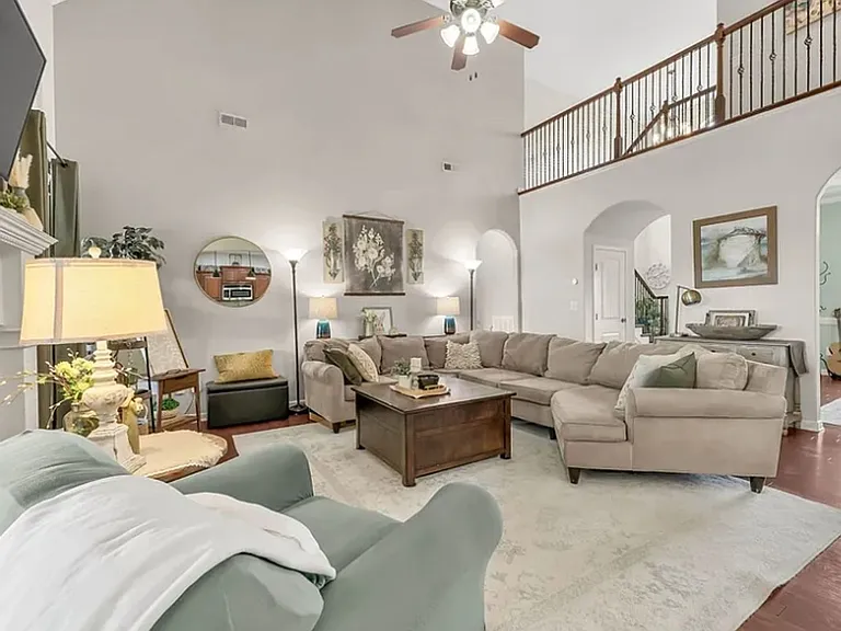 425 Carson Bailey Ct — Photo 10