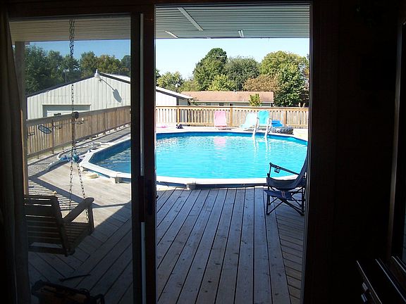 View on the pool from breakfast area