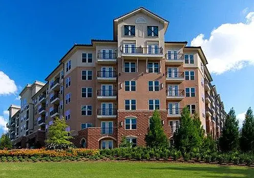 901 Abernathy Rd #12200