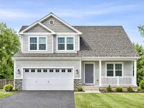 13 E Notre Dame St, Glens Falls, NY 12801